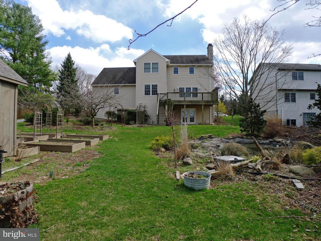 209 Bomberger Road Akron, PA 17501 - Photo 39 of 41