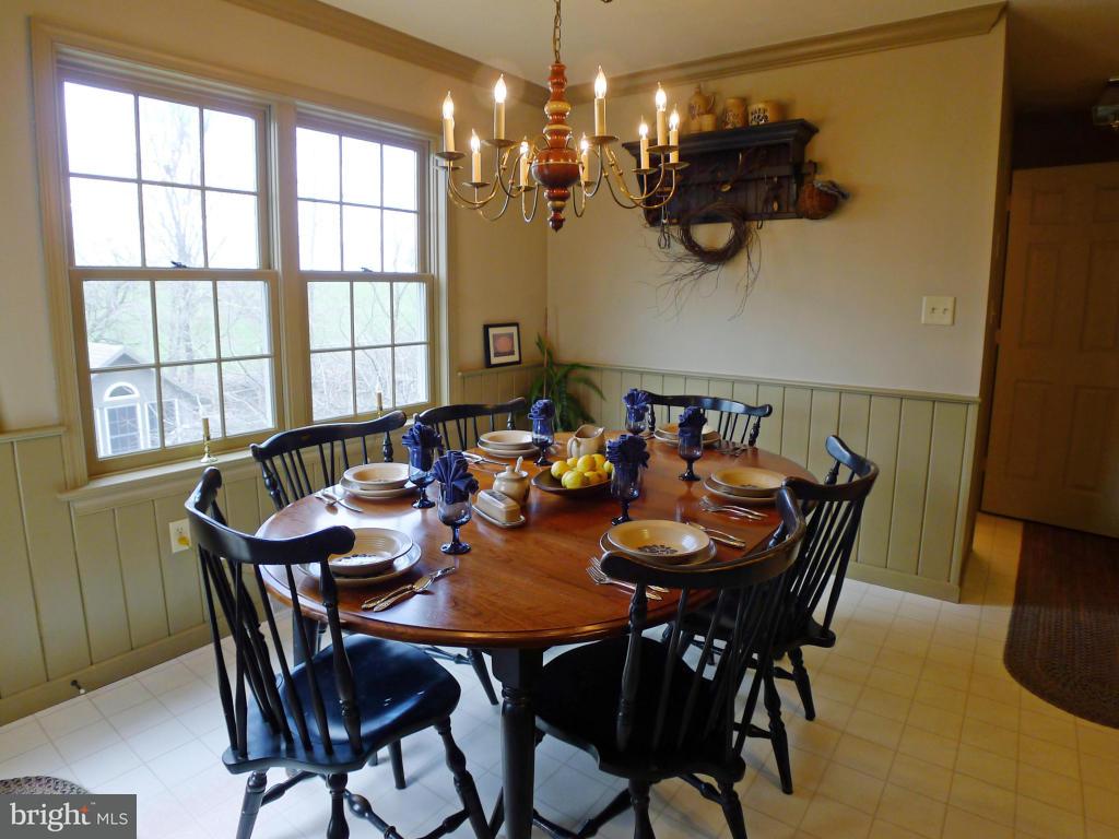 209 Bomberger Road Akron, PA 17501 - Photo 8 of 41