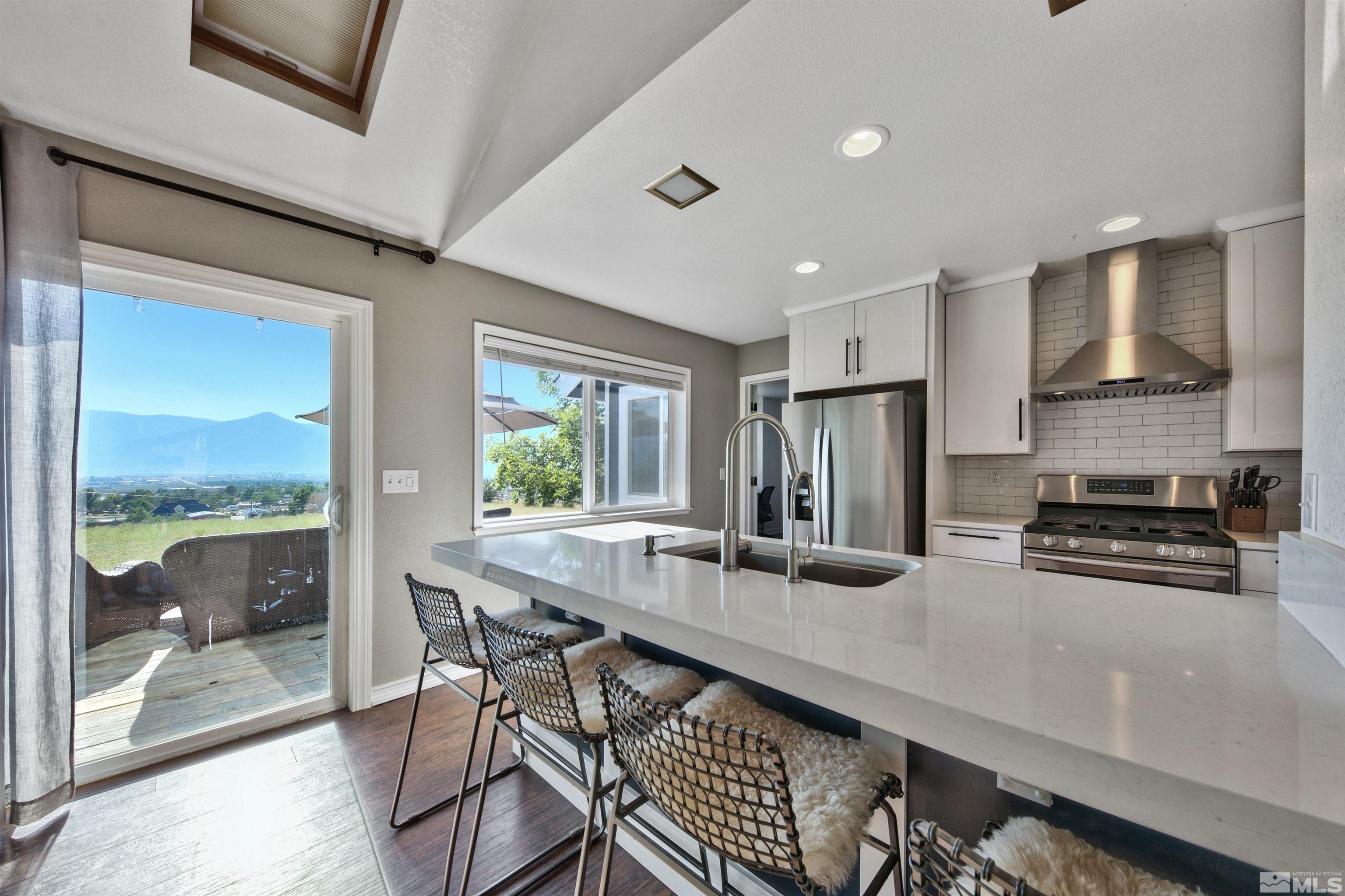 2584 MacKay Way Minden, NV 89423 - Photo 6 of 29 Photo 6