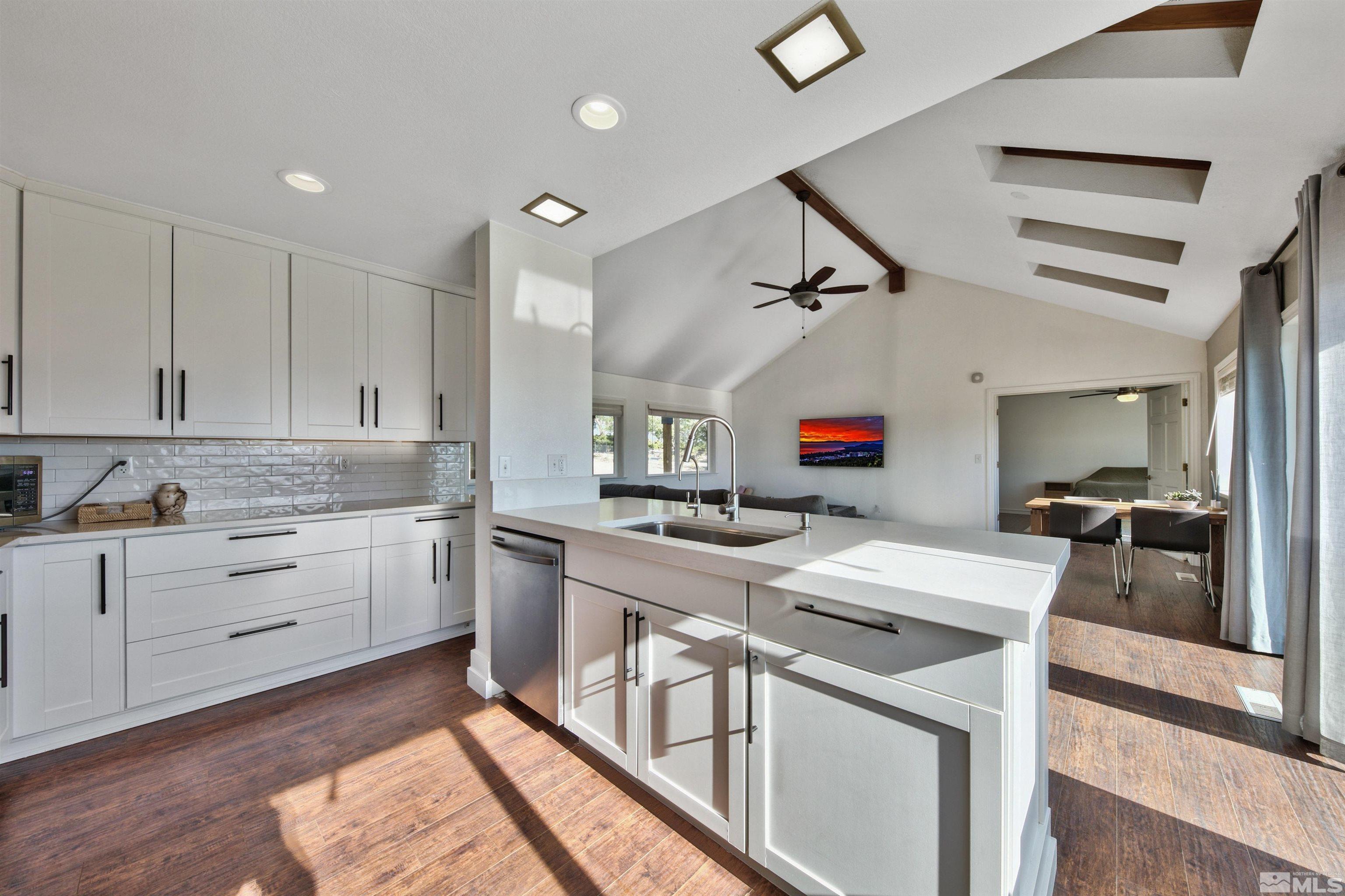 2584 MacKay Way Minden, NV 89423 - Photo 8 of 29 Photo 8