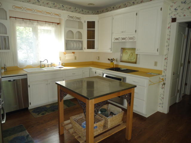 974 Fox Ridge Lane Caryville, TN 37714 - Photo 11 of 39 -