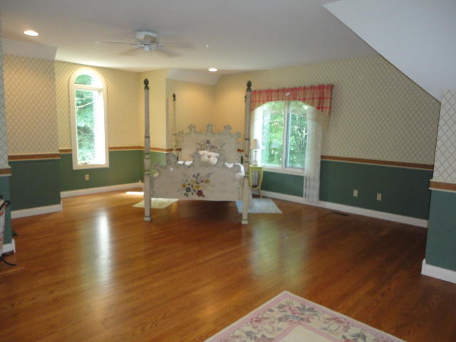 974 Fox Ridge Lane Caryville, TN 37714 - Photo 15 of 39 -