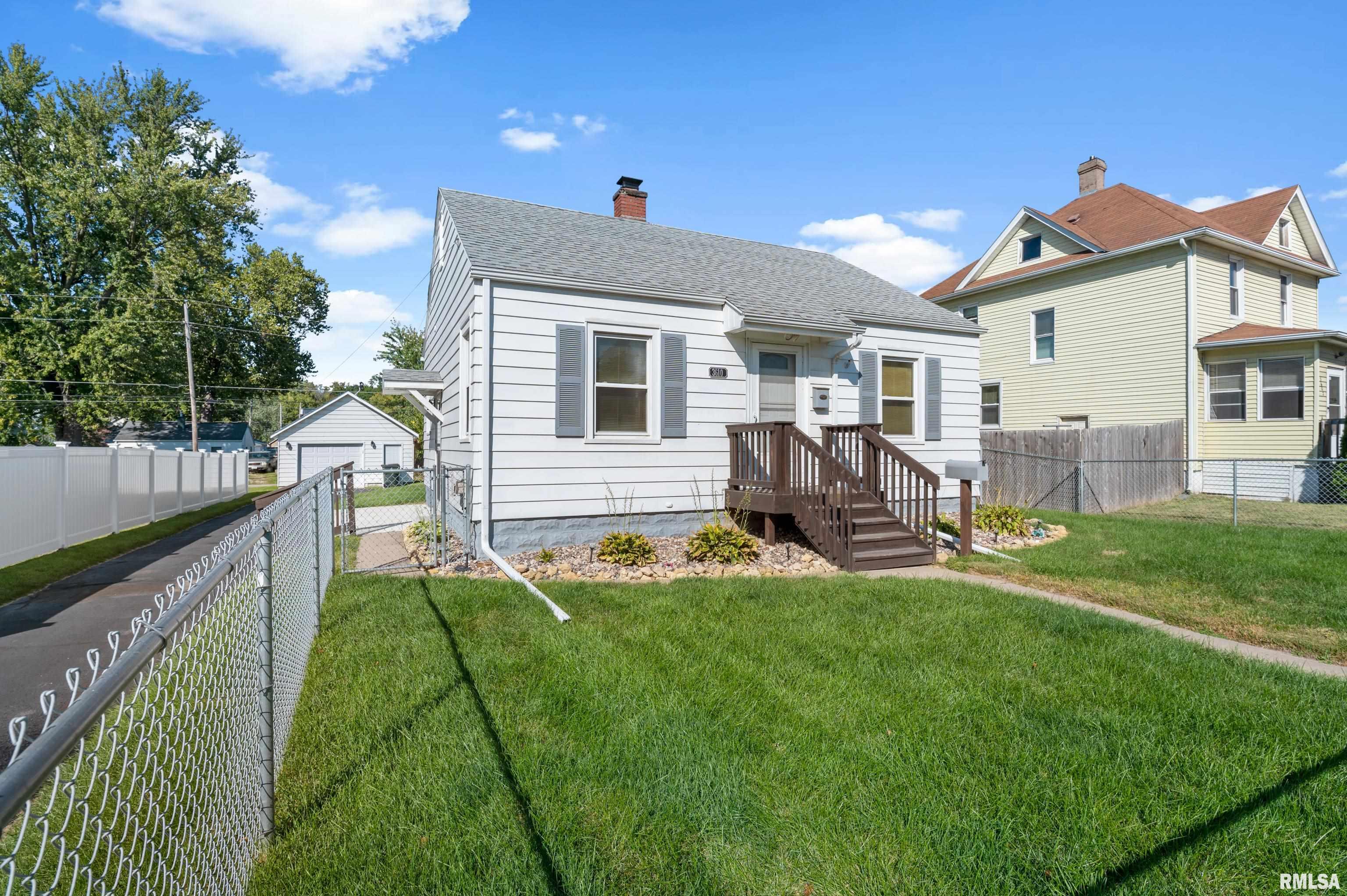 3610 Rockingham Road Davenport, IA 52802 - Photo 2 of 15 Gallery Image 2