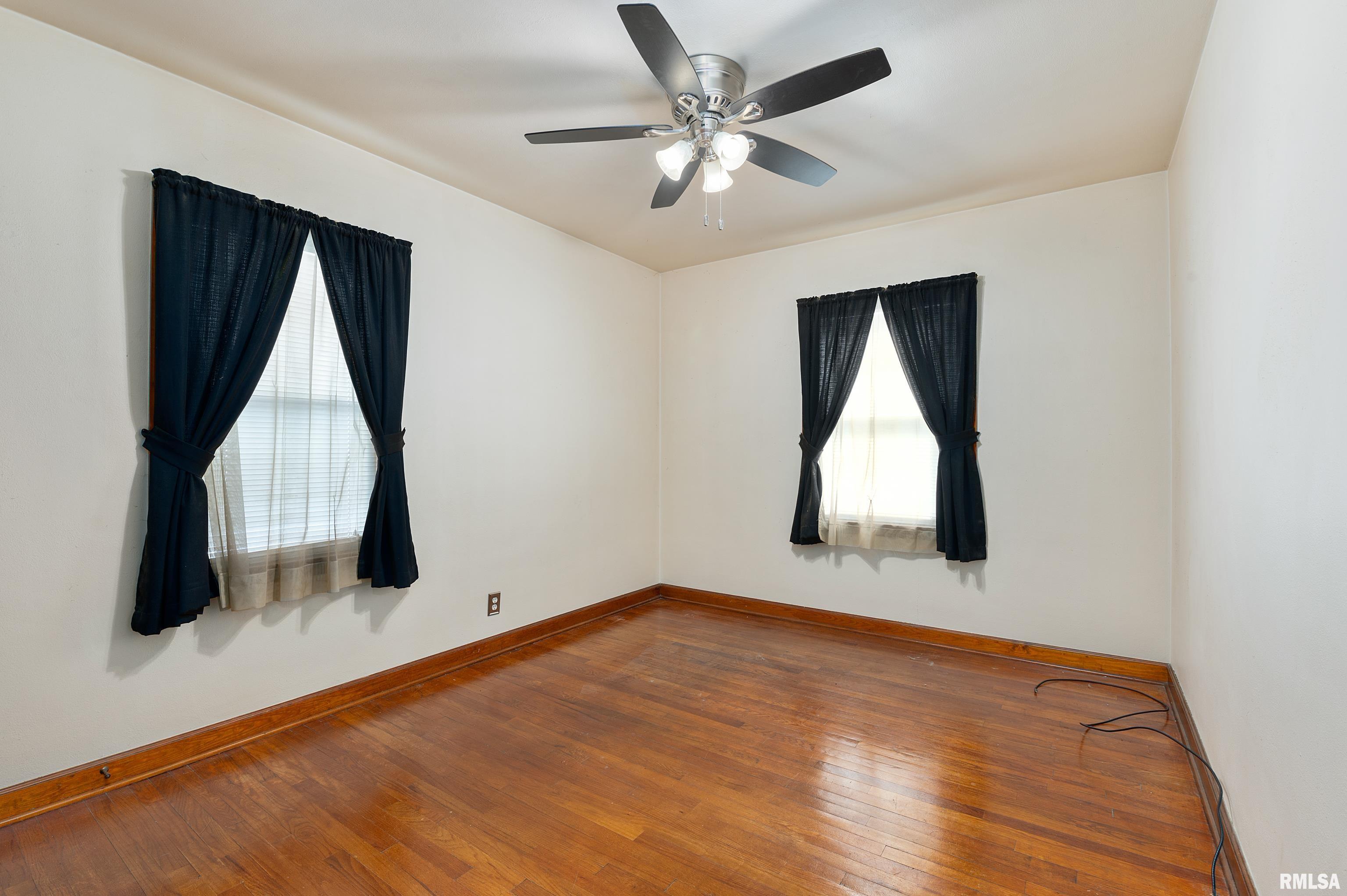 3610 Rockingham Road Davenport, IA 52802 - Photo 9 of 15 Gallery Image 9