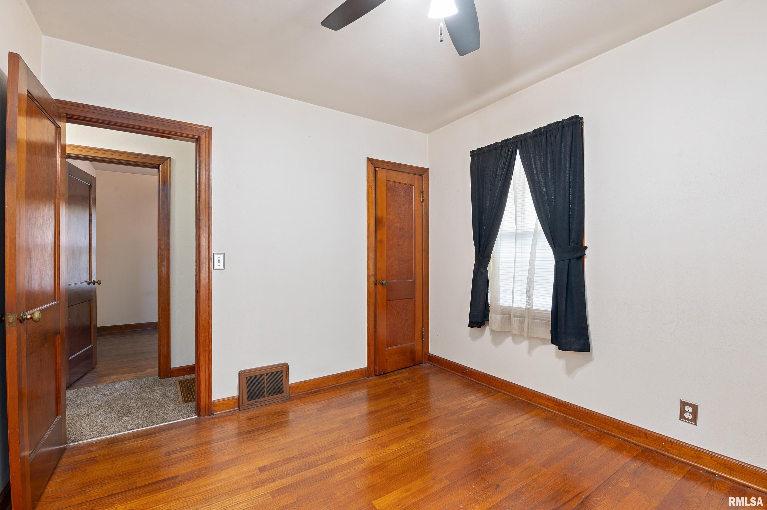3610 Rockingham Road Davenport, IA 52802 - Photo 10 of 15 Gallery Image 10