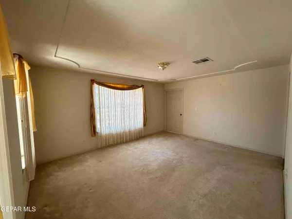 $230,000 | 1100 Fresno Street, Anthony, TX 79821