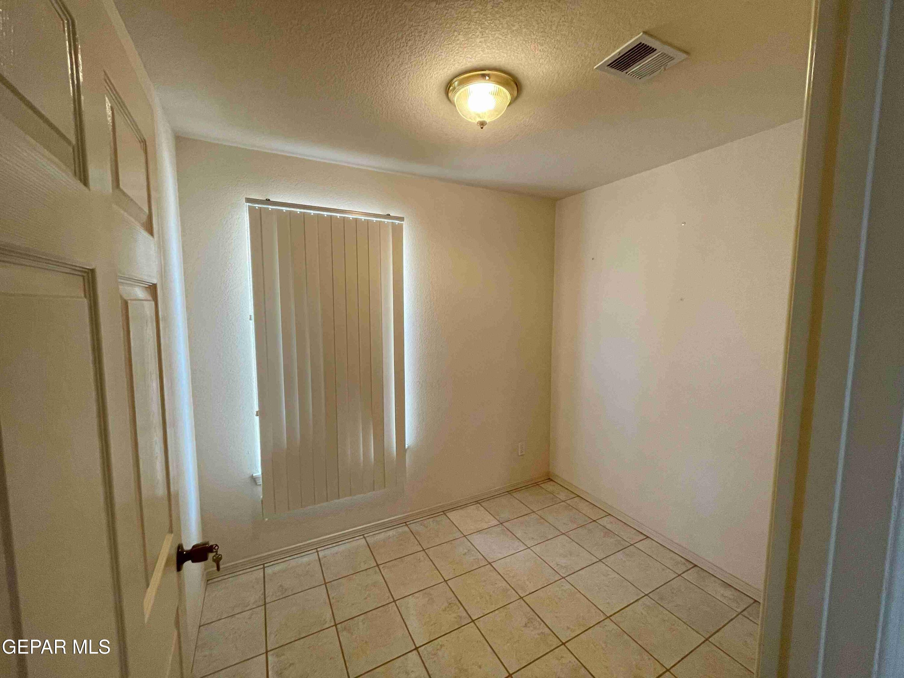 1100 Fresno Street Anthony, TX 79821 - Photo 15 of 38 IMG_1569