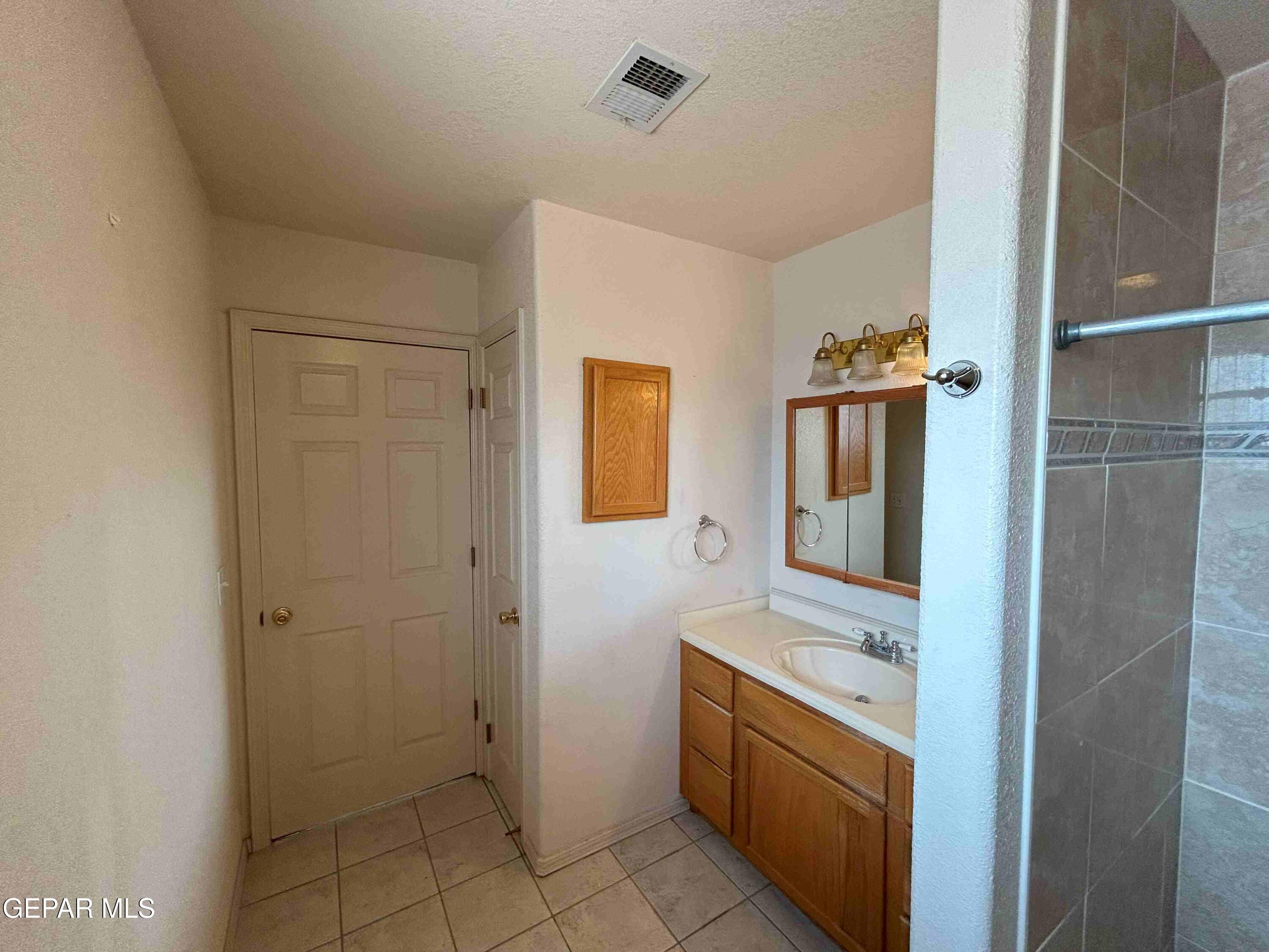 1100 Fresno Street Anthony, TX 79821 - Photo 29 of 38 IMG_2111