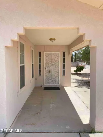 $230,000 | 1100 Fresno Street, Anthony, TX 79821
