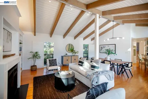 $1,295,000 | 6540 Saroni Drive, Oakland, CA 94611