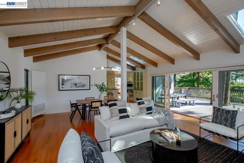 $1,295,000 | 6540 Saroni Drive, Oakland, CA 94611