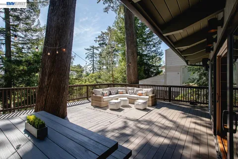 $1,295,000 | 6540 Saroni Drive, Oakland, CA 94611