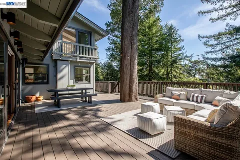 $1,295,000 | 6540 Saroni Drive, Oakland, CA 94611