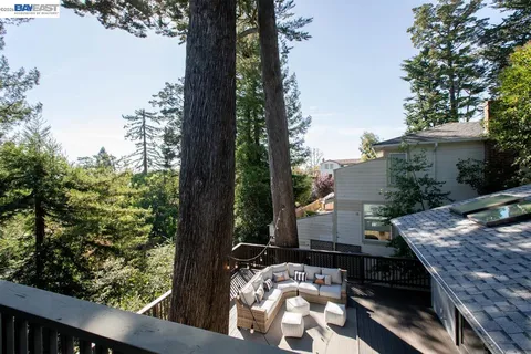 $1,295,000 | 6540 Saroni Drive, Oakland, CA 94611