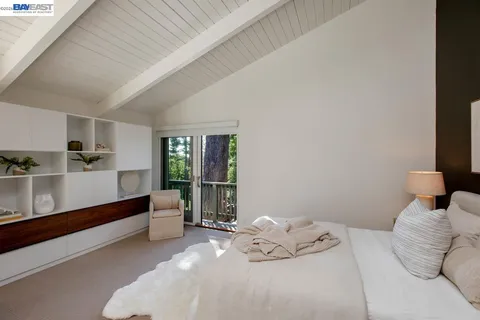 $1,295,000 | 6540 Saroni Drive, Oakland, CA 94611