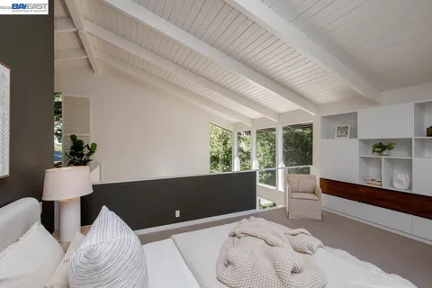 $1,295,000 | 6540 Saroni Drive, Oakland, CA 94611