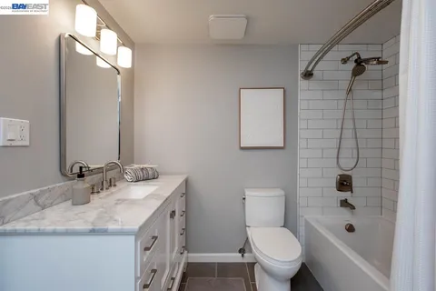 $1,295,000 | 6540 Saroni Drive, Oakland, CA 94611