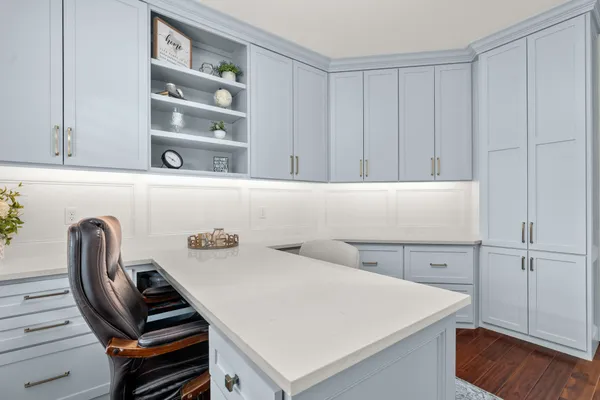 $1,125,000 | 23 Wooded Path Place, The Woodlands, TX 77382