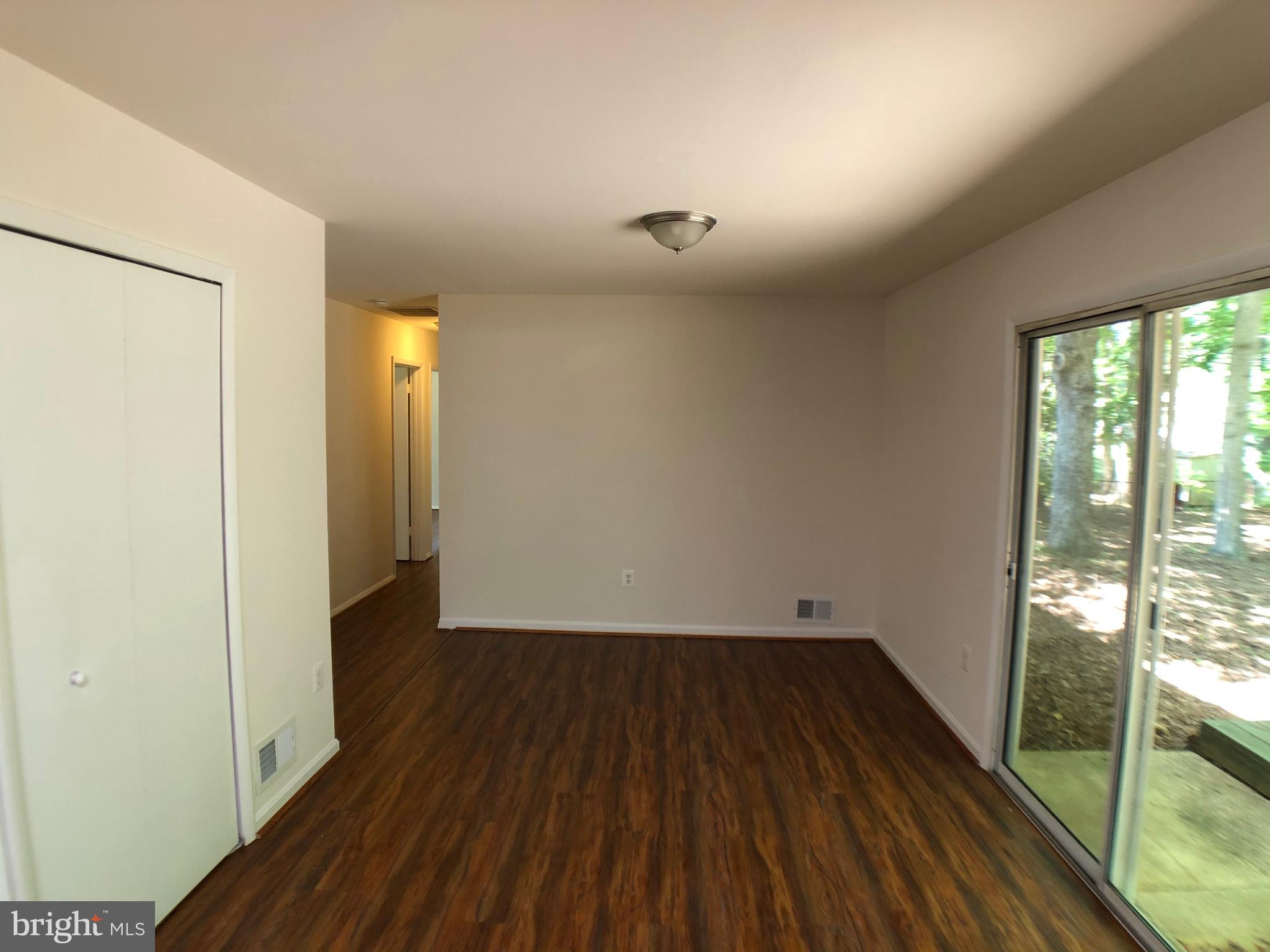 1102 Harvard Road Waldorf, MD 20602 - Photo 4 of 13 Dining Area