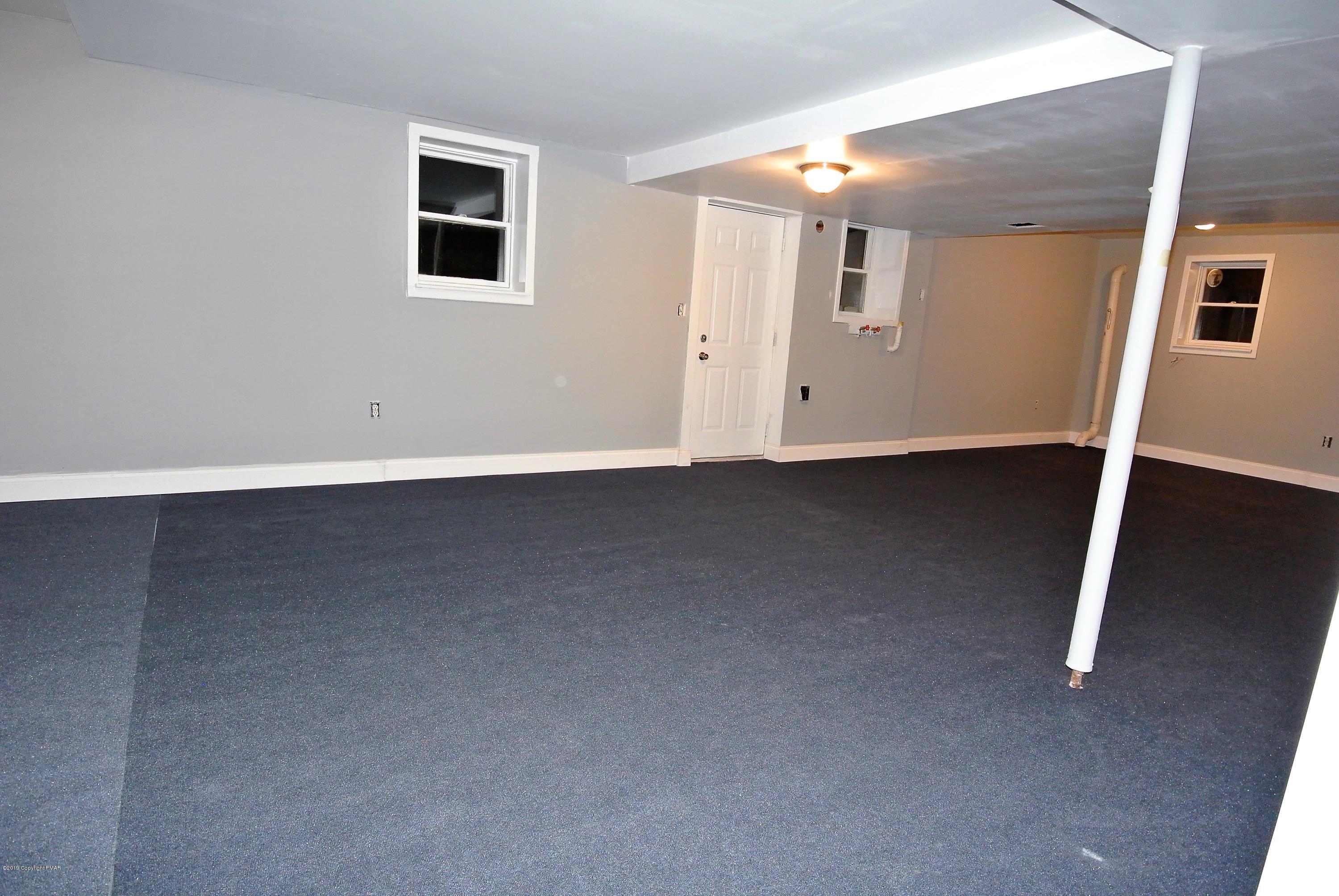 337 Laurel Lake Road Bartonsville, PA 18321 - Photo 29 of 34 LL FAMILY ROOM