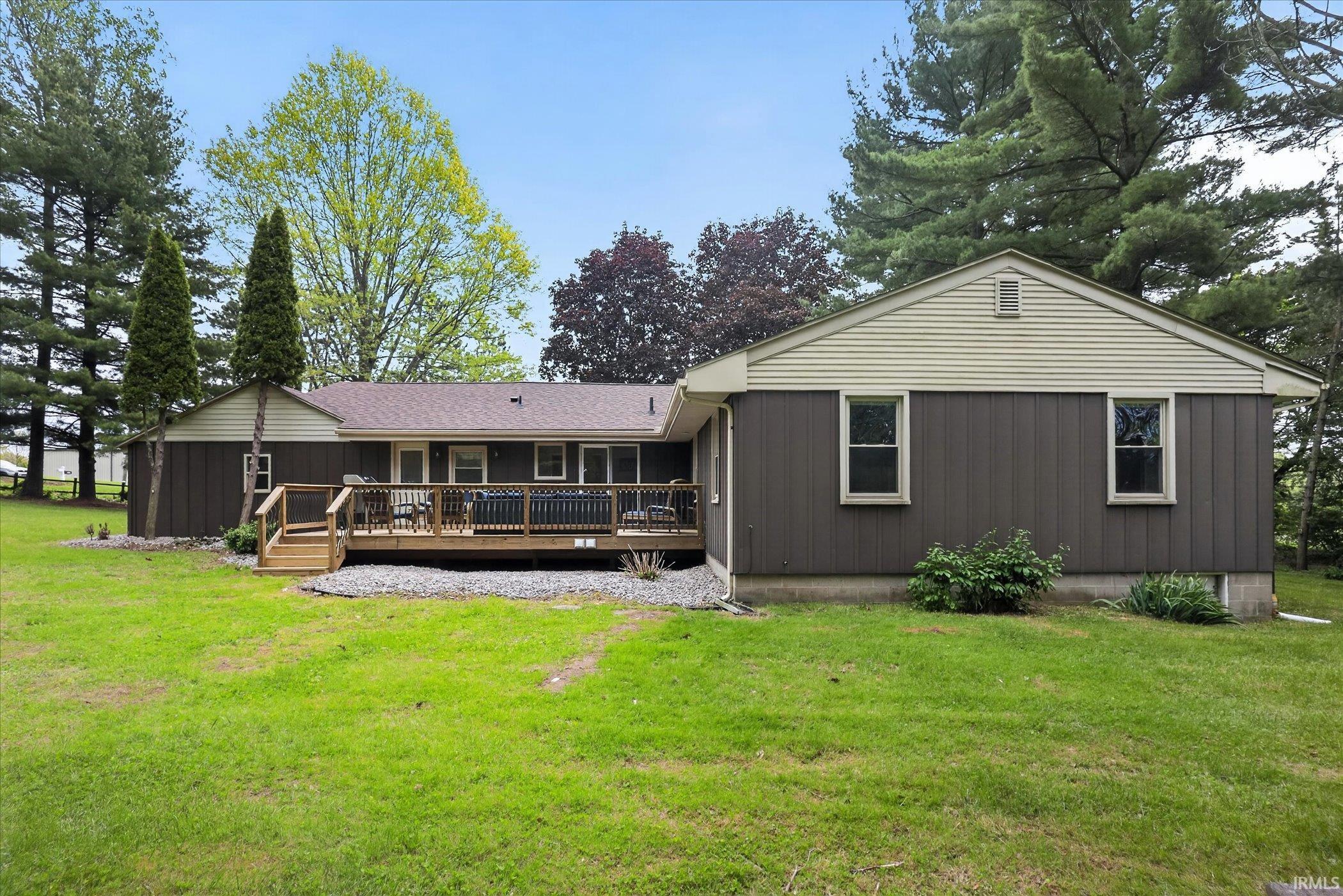54851 Pine Road South Bend, IN 46628 - Photo 3 of 35
