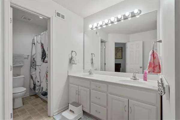 $585,000 | 14913 South Turnberry Street, Olathe, KS 66061