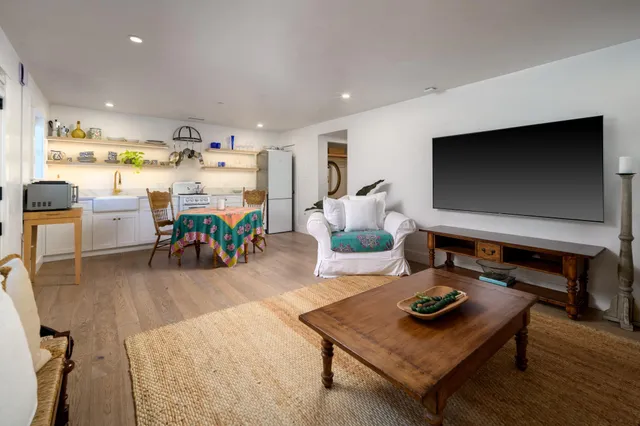 $4,495 | 1703 Chapala Street, Unit A, Santa Barbara, CA 93101