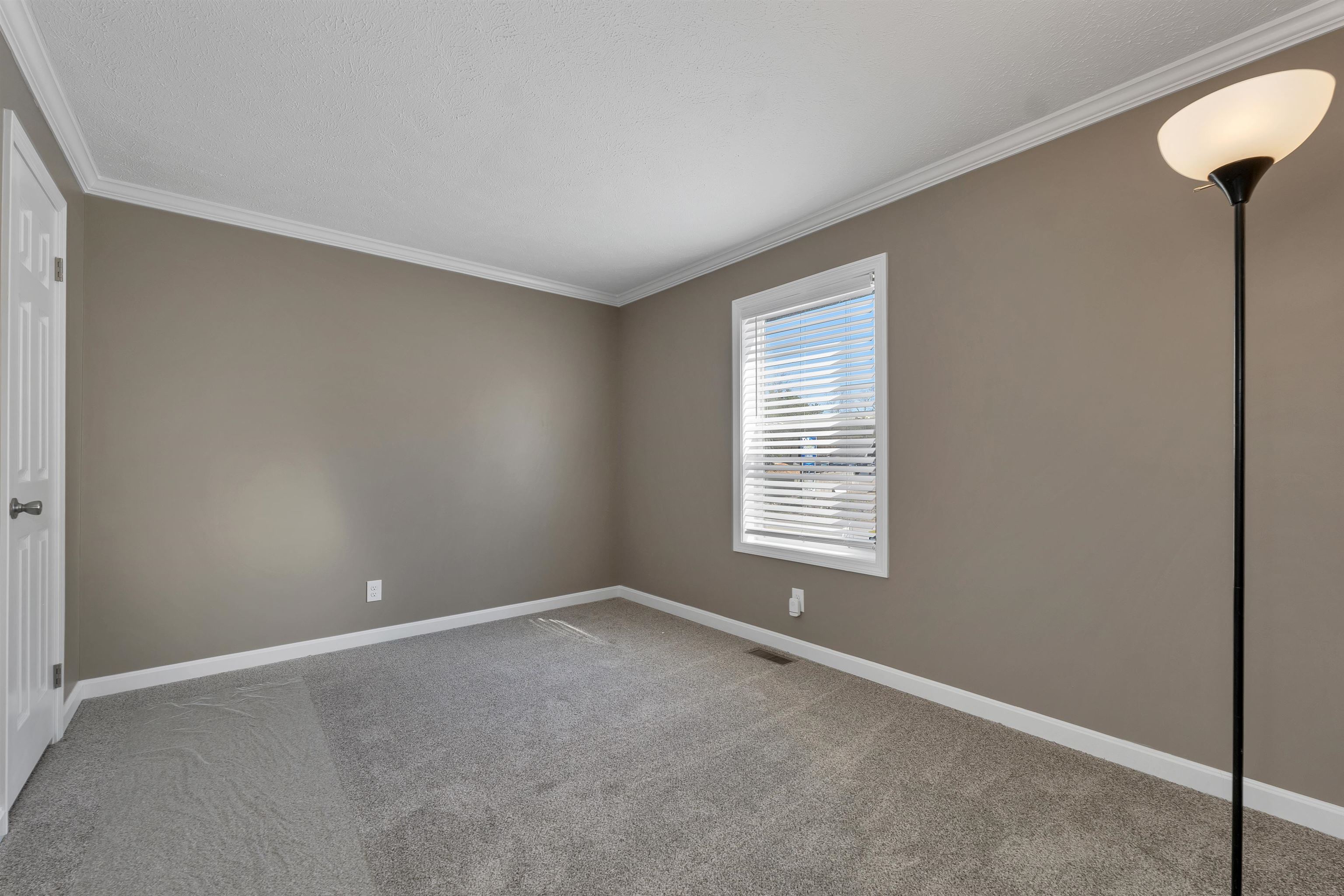 2 Atlas Place Derry, NH 03038 - Photo 24 of 29