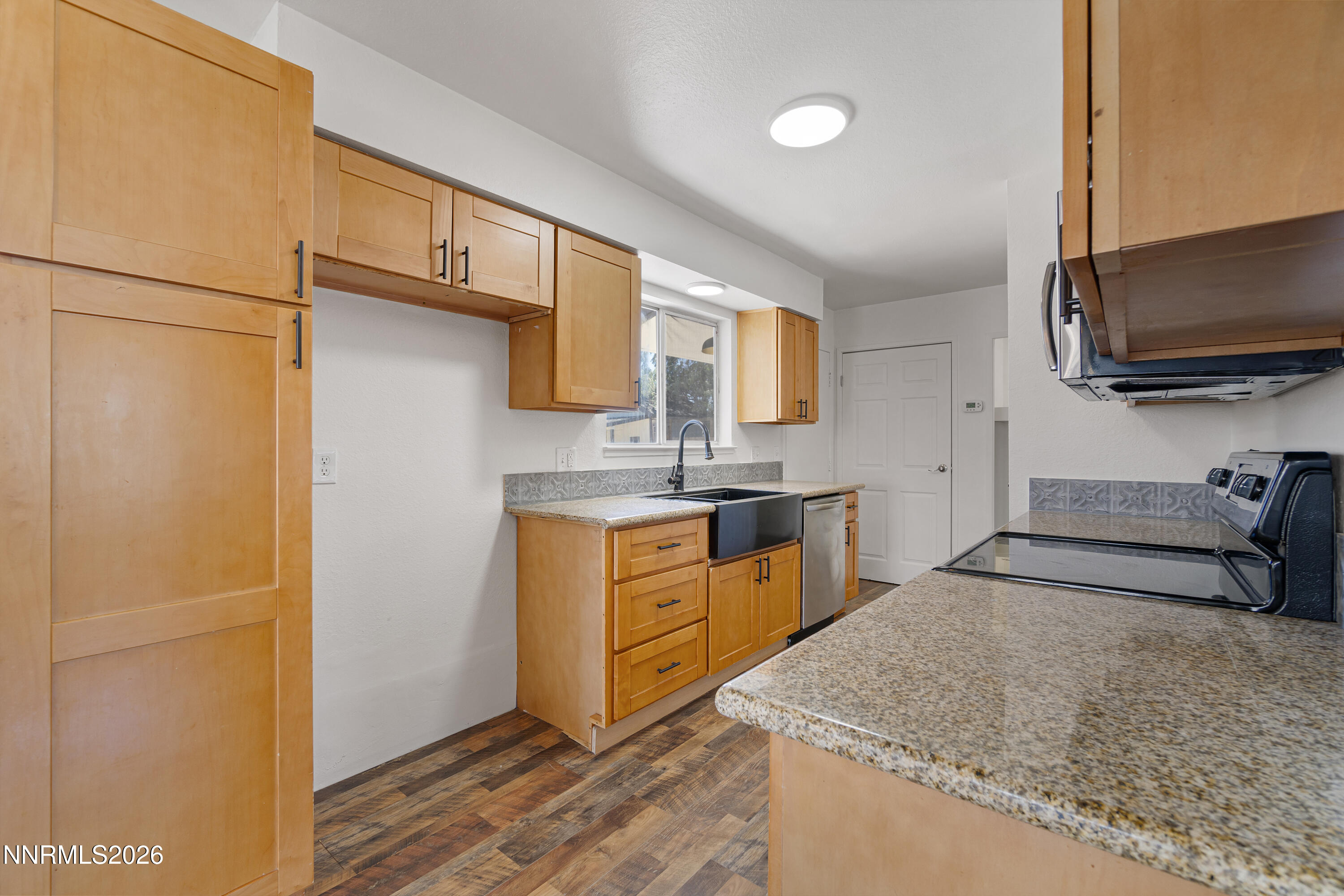 235 Arrow Street Fernley, NV 89408 - Photo 14 of 31 DSC00962