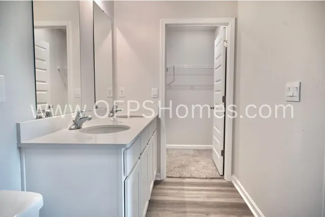 $2,200 | 429 Scarborough Street, Crestview, FL 32539