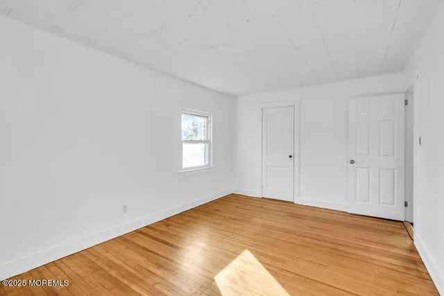 a view of empty room with window