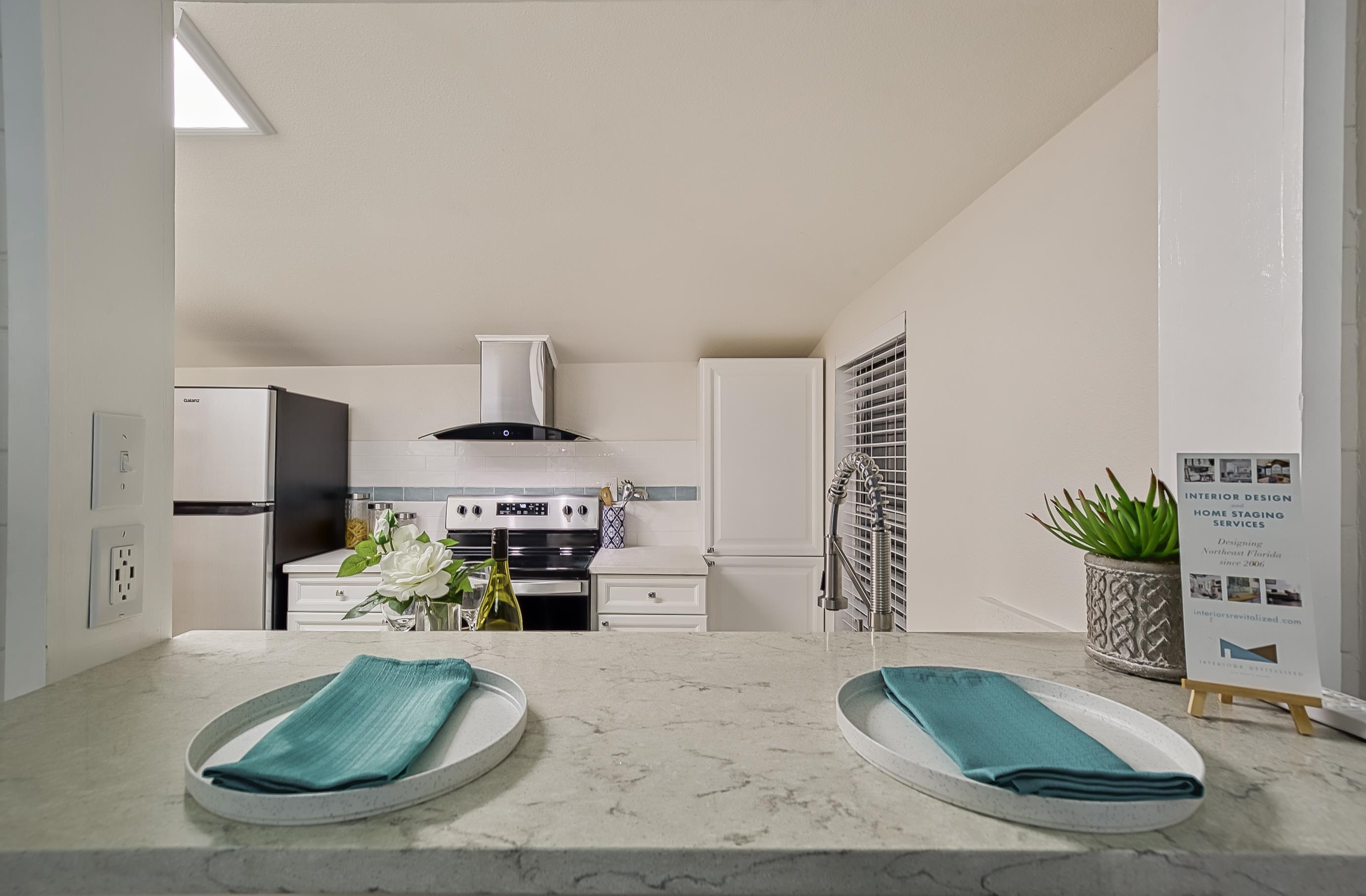 37 Phillips Street St. Augustine, FL 32084 - Photo 15 of 26 a view of living room with furniture and potted plant