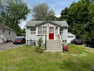 $299,999 | 18 Station Street, Manalapan, NJ 07726