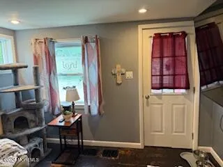 $299,999 | 18 Station Street, Manalapan, NJ 07726