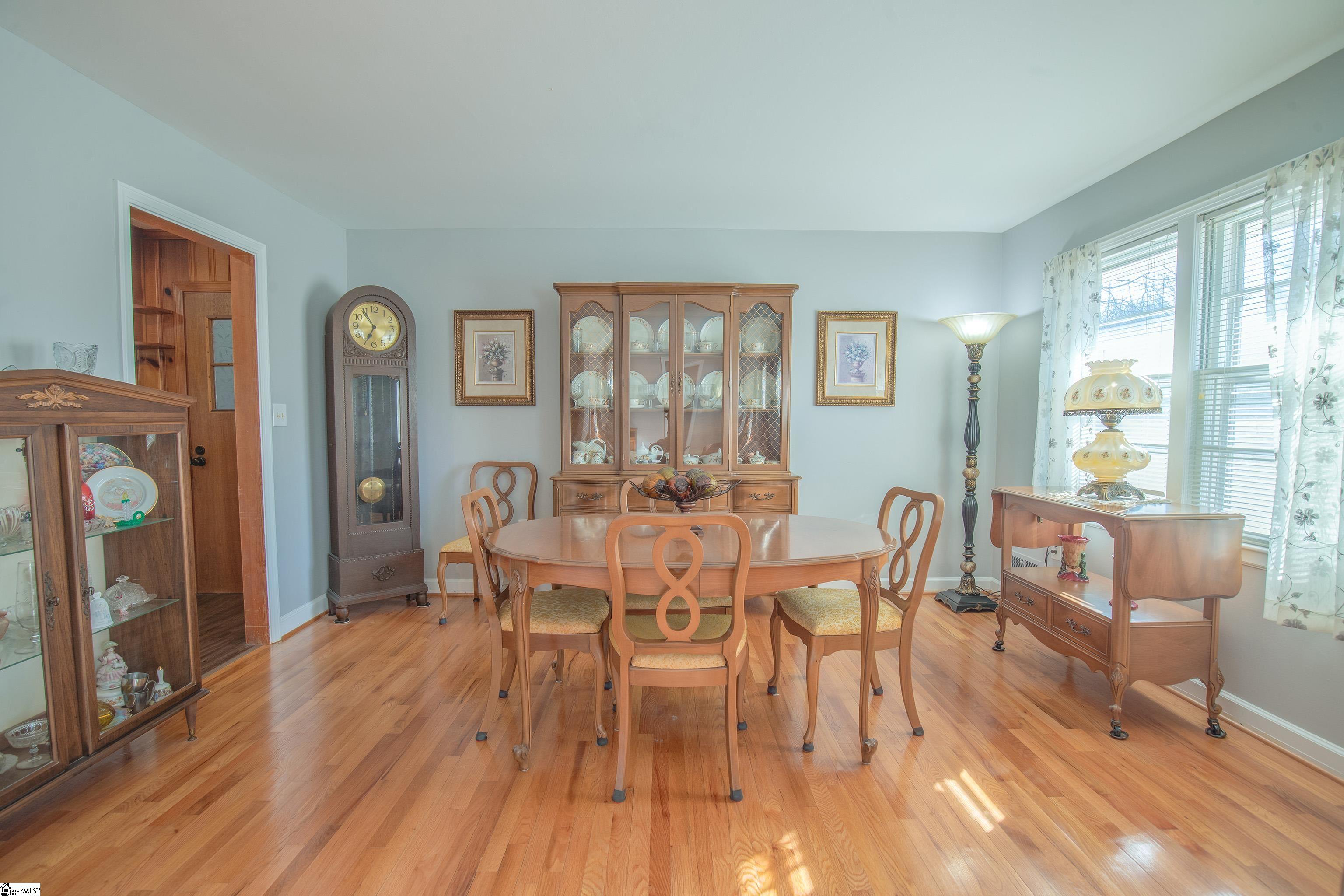 306 Jeb Stuart Avenue Anderson, SC 29625 - Photo 8 of 33 Gallery Image 8