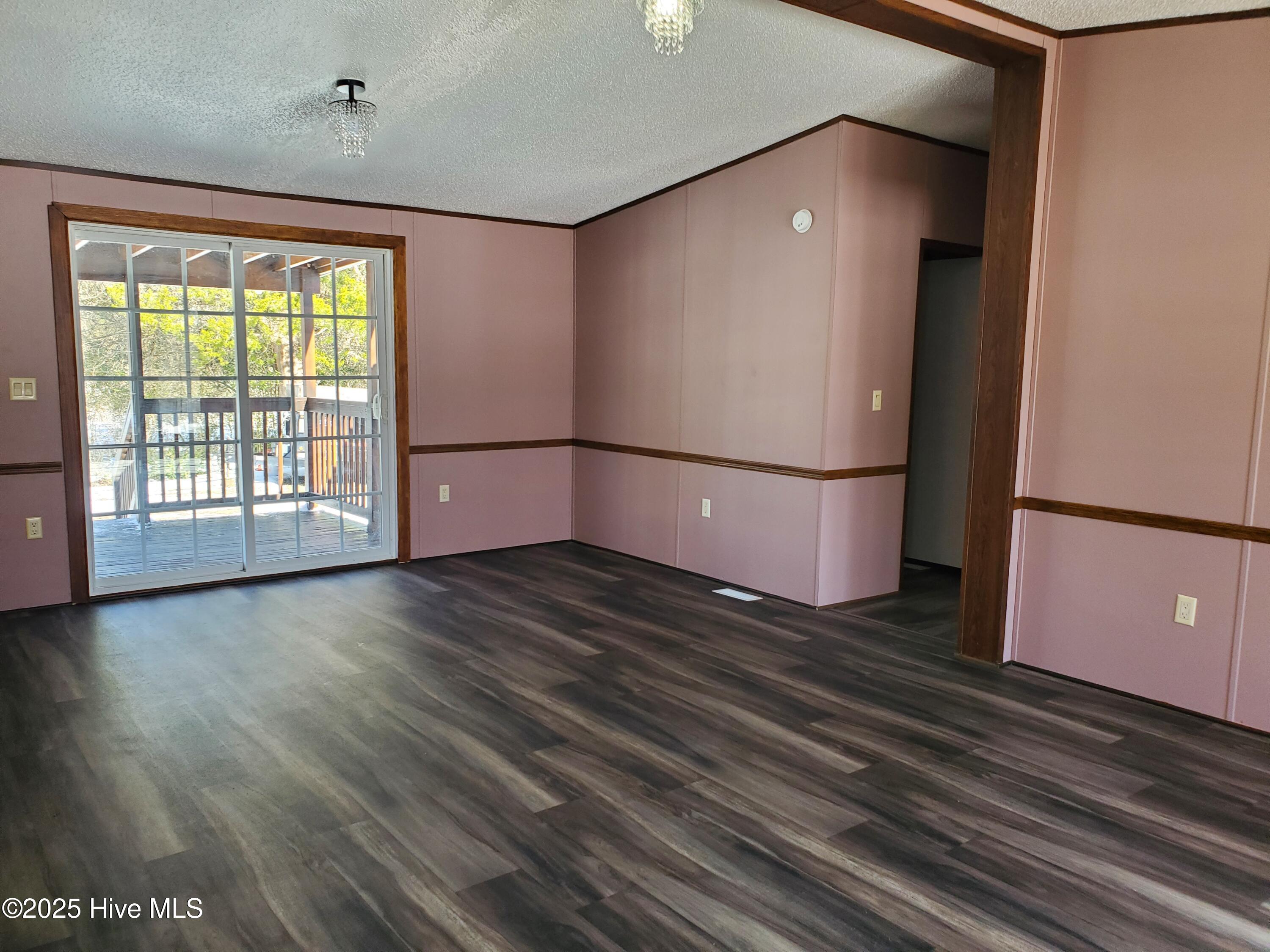 300 Horace Ward Avenue Windsor, NC 27983 - Photo 3 of 23 002 Entry view