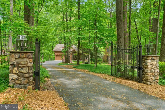 $1,499,900 | 7641 Woodstream Way, Laurel, MD 20723