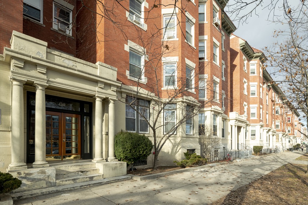1307 Commonwealth Avenue, Unit 1 Boston, MA 02134 - Photo 1 of 11
