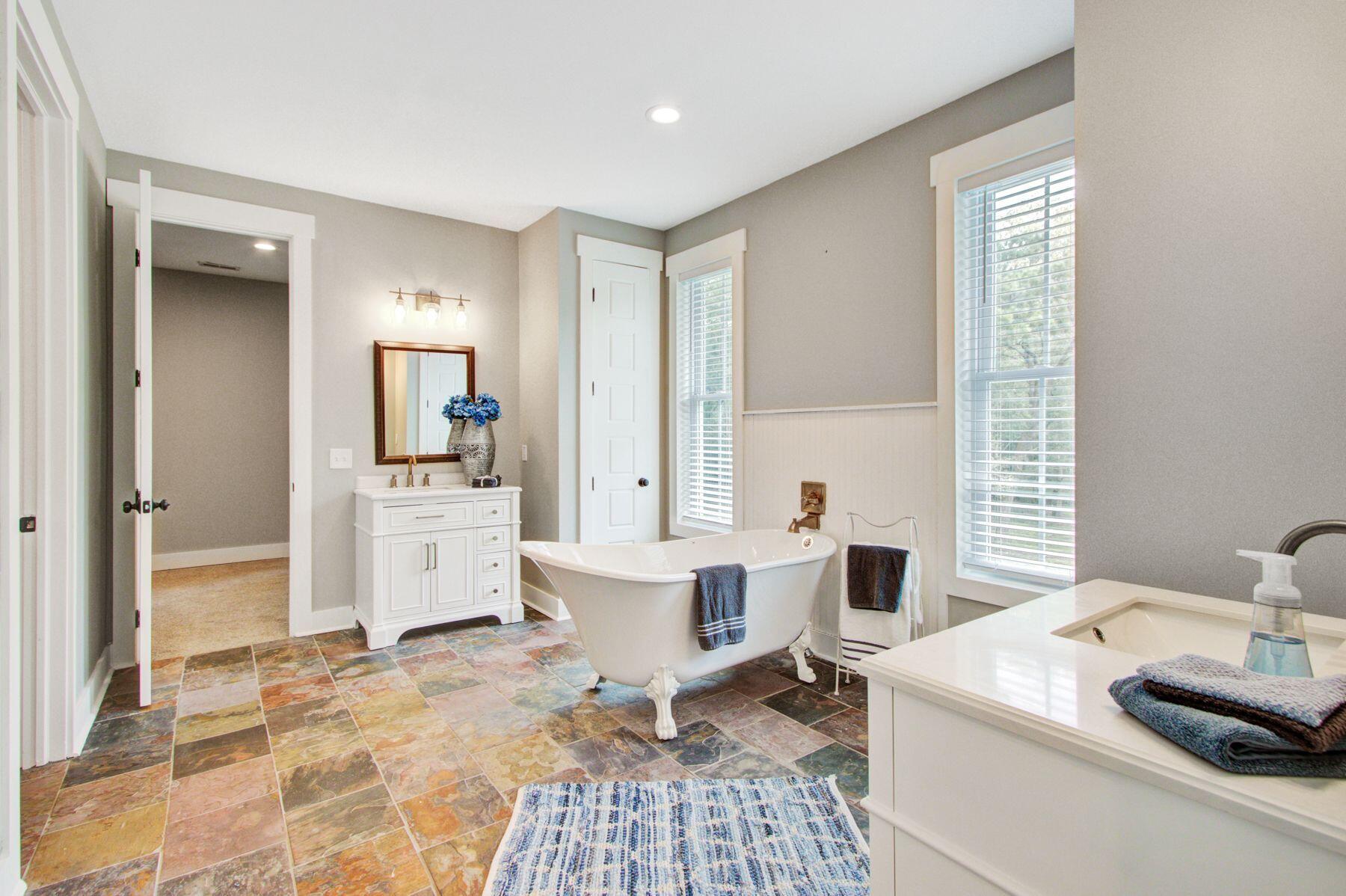 5943 Kelsey's Mill Road Ravenel, SC 29470 - Photo 23 of 50 MBath
