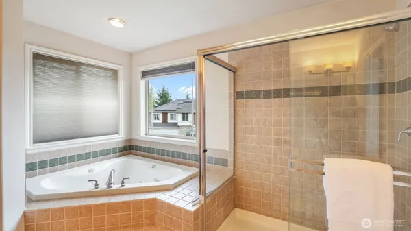 $935,000 | 1002 U Street Northwest, Auburn, WA 98001