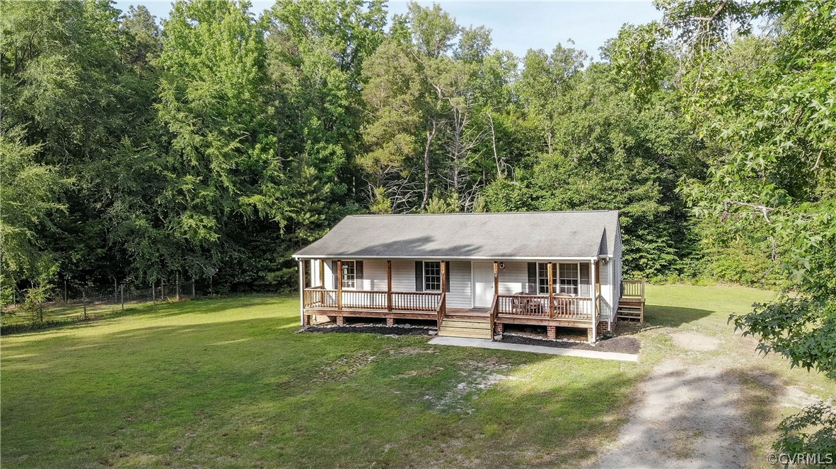 24 Will Davis Road Hanover, VA 23069 - Photo 4 of 19 Gallery Image 4