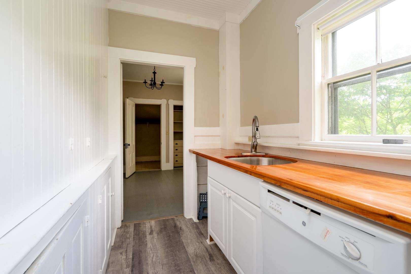 28 Back River Road Dover, NH 03820 - Photo 5 of 15