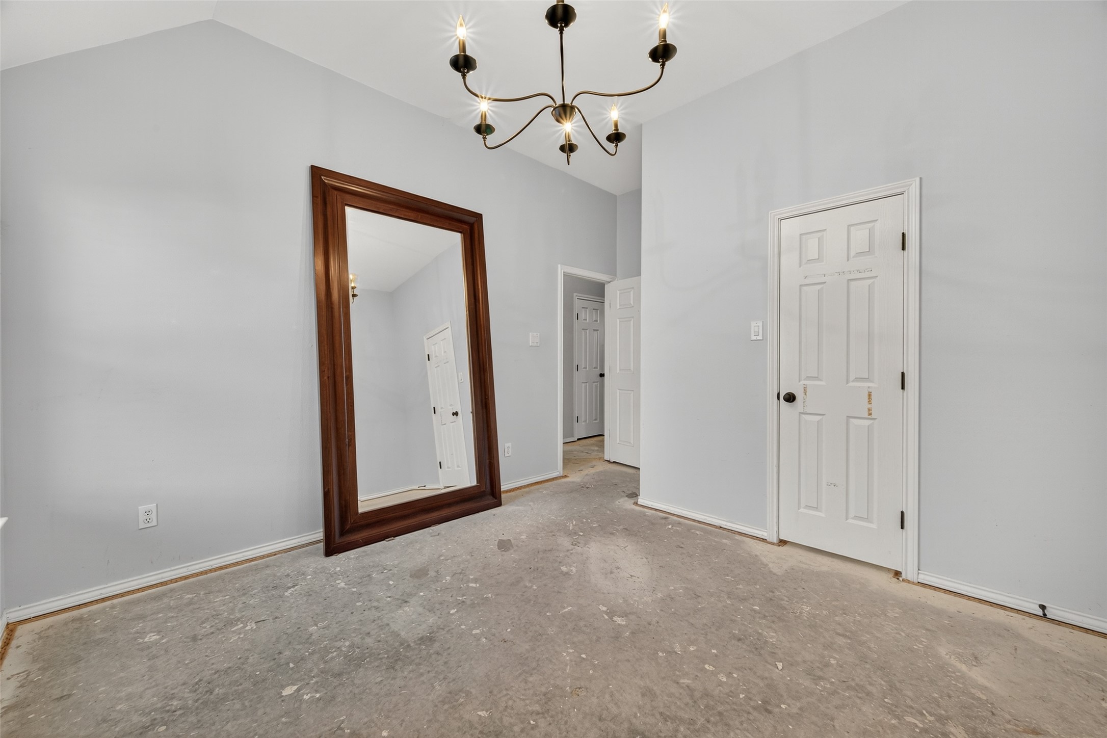 3131 Valley Court Manvel, TX 77578 - Photo 24 of 38 a view of a chandelier fan and entryway