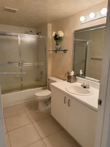 $215,000 | 901 Southwest 141st Avenue, Unit 405M, Pembroke Pines, FL 33027