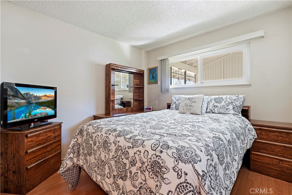 1400 Terrace Rialto, CA 92376 - Photo 22 of 40 2nd bedroom