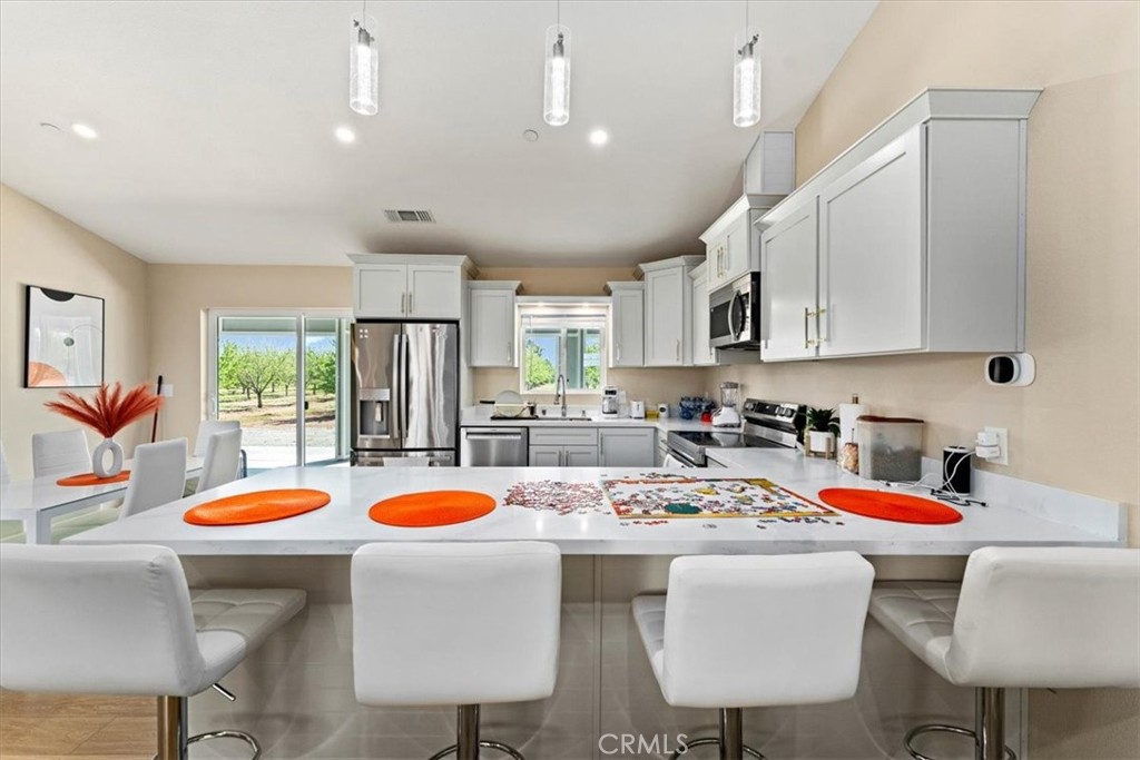 24565 Foster Road Corning, CA 96021 - Photo 8 of 47