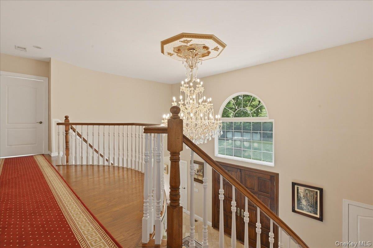 31 Cornwall Lane Sands Point, NY 11050 - Photo 26 of 49 a view of entryway