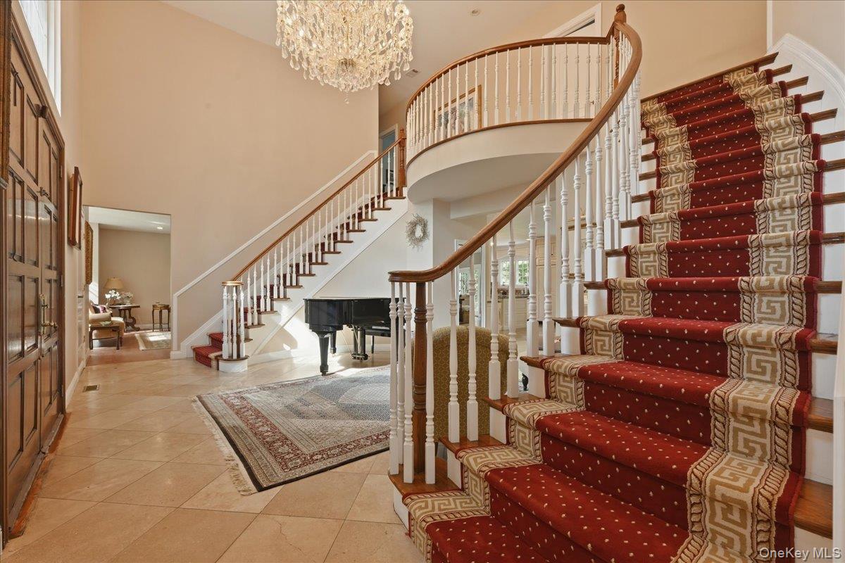31 Cornwall Lane Sands Point, NY 11050 - Photo 8 of 49 a view of entryway and hall
