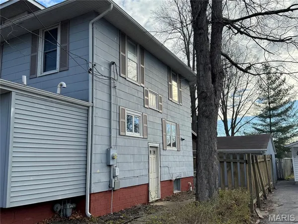 $87,500 | 709 Mayo Street, Carlinville, IL 62626