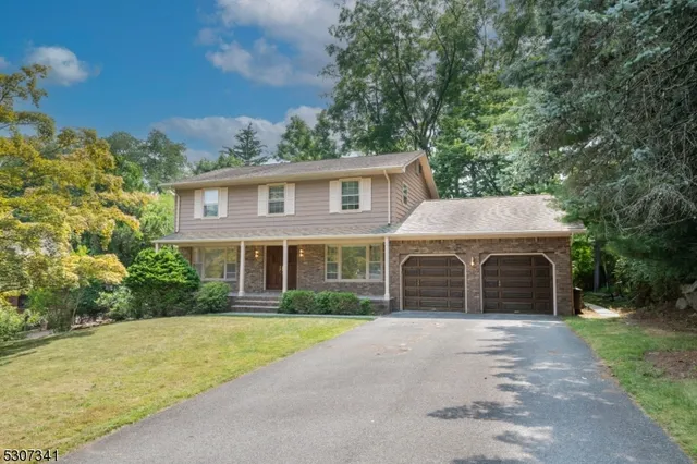 $4,300 | 20 Whitewood Drive, Morris Plains, NJ 07950